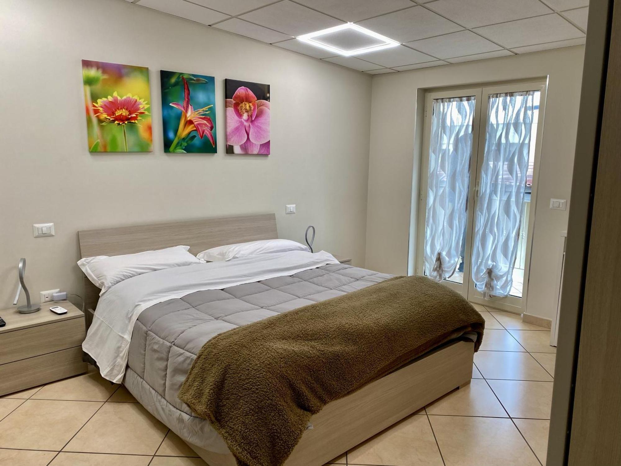 Appartamento Casa Crispino Mansarda N4 Per 3 Persone Frattaminore Buitenkant foto