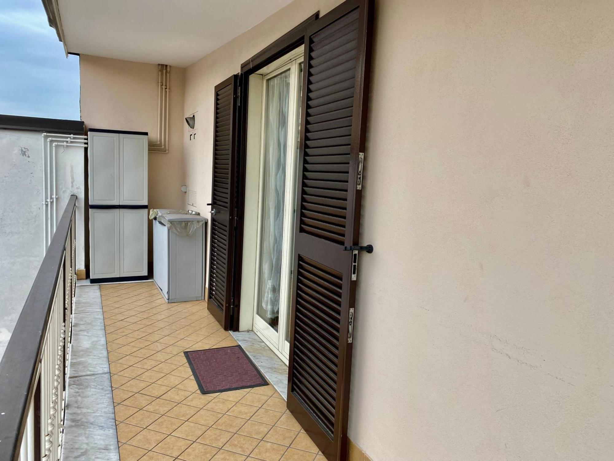 Appartamento Casa Crispino Mansarda N4 Per 3 Persone Frattaminore Buitenkant foto