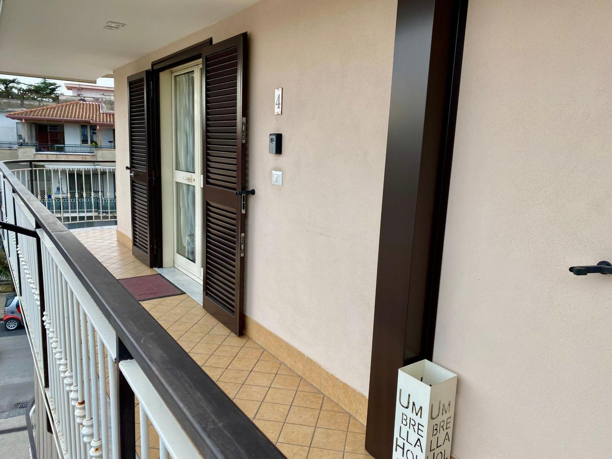Appartamento Casa Crispino Mansarda N4 Per 3 Persone Frattaminore Buitenkant foto