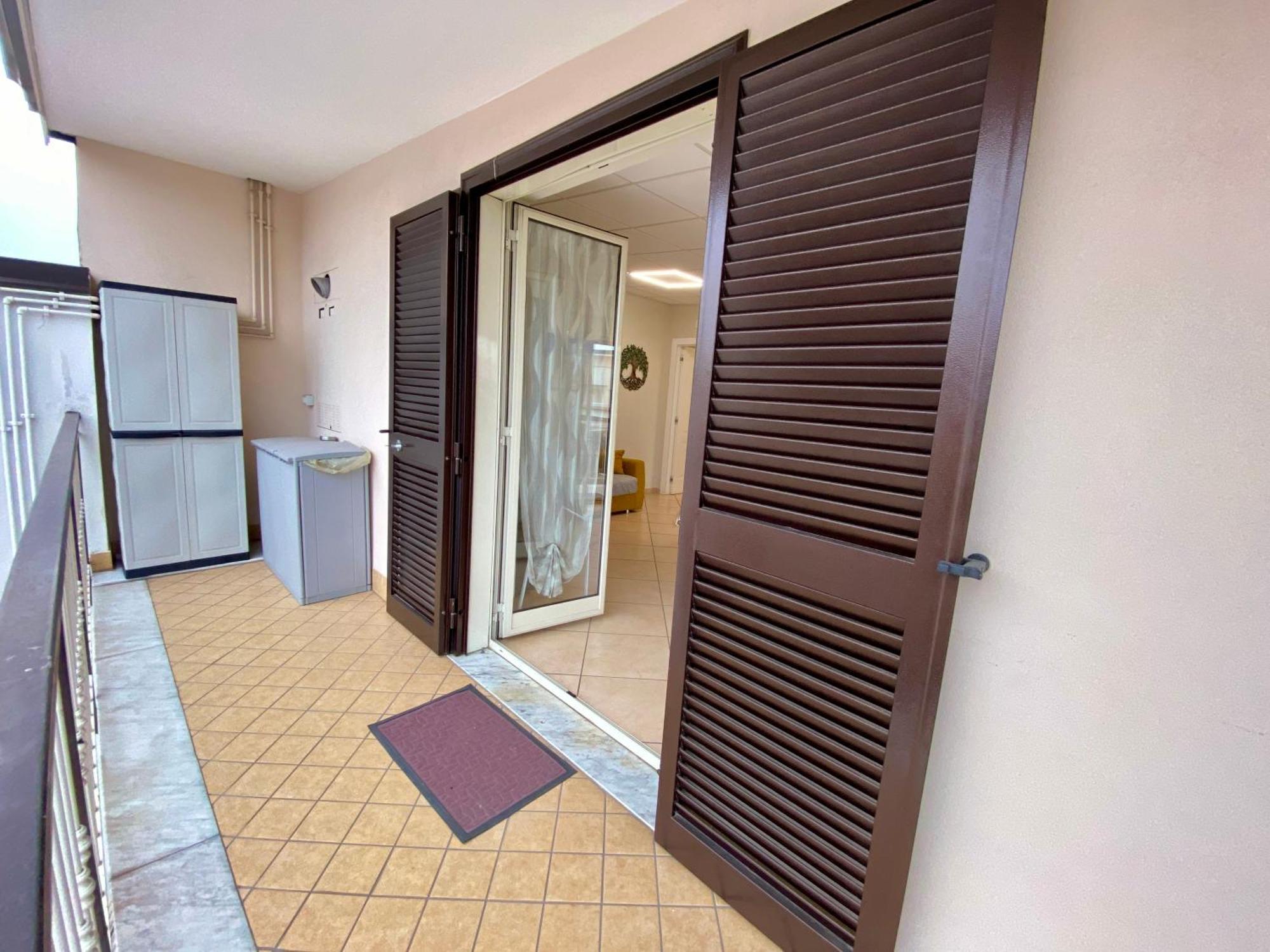 Appartamento Casa Crispino Mansarda N4 Per 3 Persone Frattaminore Buitenkant foto